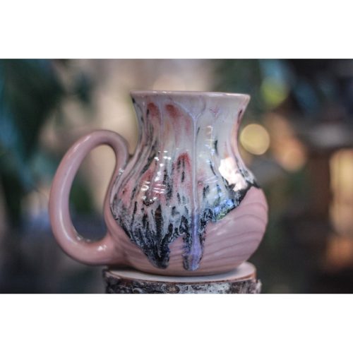 08-D Granny’s Lace Flared Textured Mug – TOP SHELF, 24 oz.