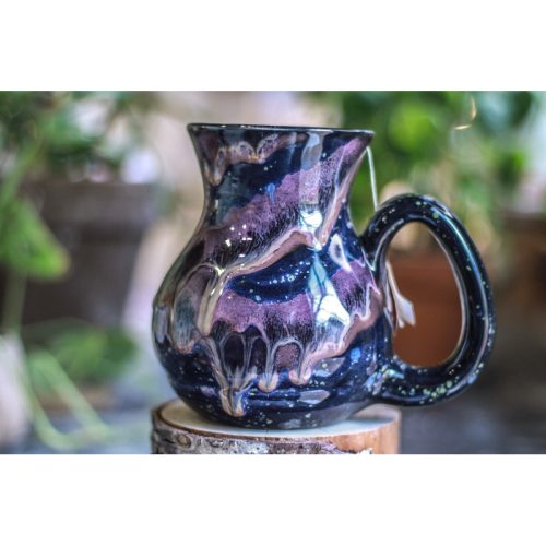 24-D Cosmic Amethyst Grotto Flared Acorn Notched Mug – TOP SHELF, 22 oz.