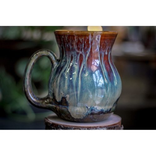 13-D  New Wave Barely Flared Textured Acorn Mug, 22 oz.