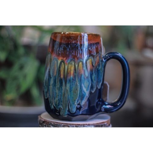 17-A New Earth Notched Crystal Mug, 20 oz.