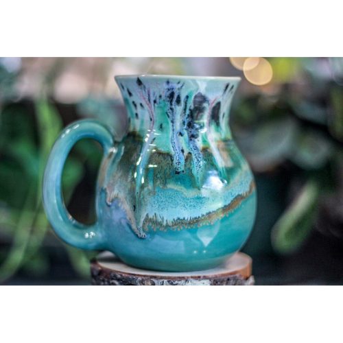 02-B Champlain Falls Barely Flared Mug, 22 oz.