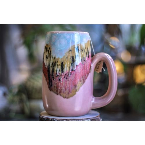 03-C Strawberry Fields Notched Mug, 25 oz.