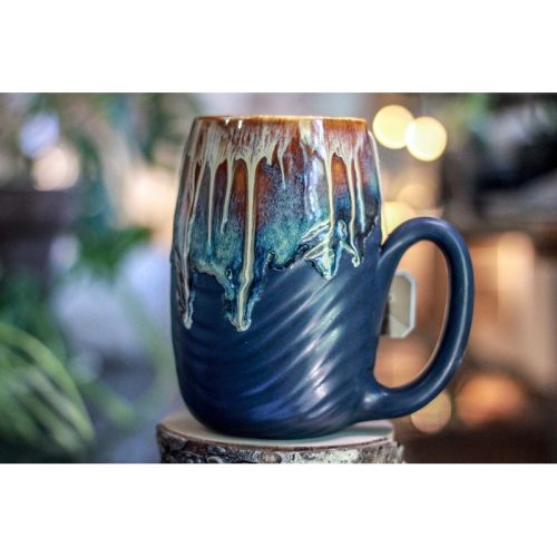12-D New Wave Textured Notched Mug, 25 oz.