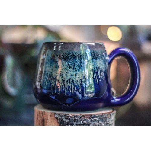 14-E Atlantean Falls Notched Gourd Mug, 20 oz.