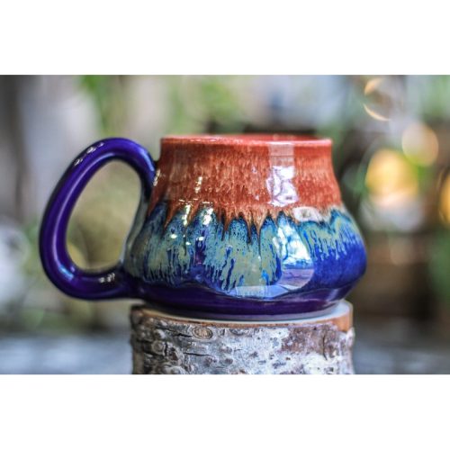 18-F Atlantean Falls Acorn Mug, 19 oz.