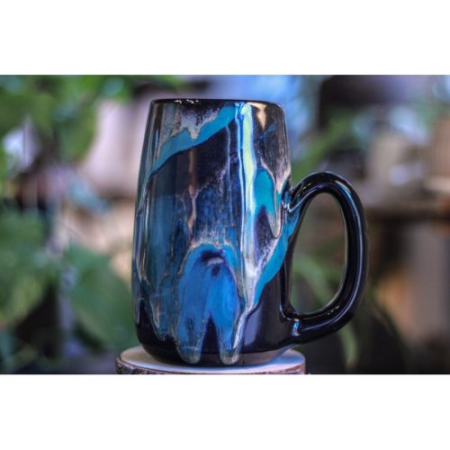 28-D Turquoise Grotto Mug, 25 oz.