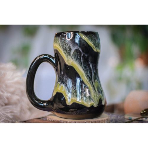 12-D Mossy Grotto Gourd Mug, 21 oz.