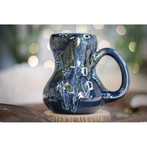 17-D Moody Blues Gourd Mug, 18 oz.