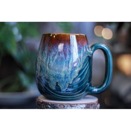 22-D New Wave Textured Mug – TOP SHELF, 21 oz.