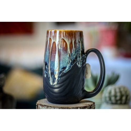 11-D New Wave Textured Notched Mug – TOP SHELF, 18 oz.