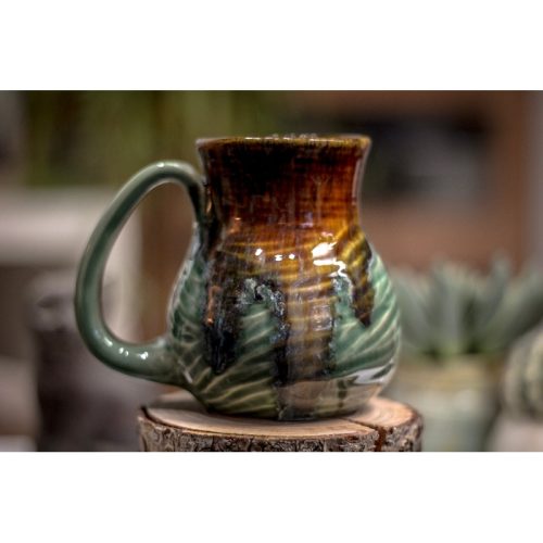 30 Flared Textured Mug – MINOR MISFIT, 15 oz.