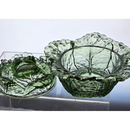 L.E Smith Glass cabbage covered dish
