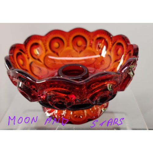 LE Smith glass Red moon and stars candle holder