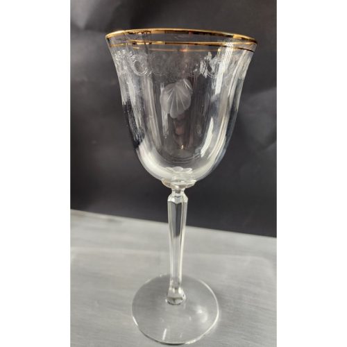 LENOX shell gold wine glass, Crystal  Made in USA Mt Pleasant PA