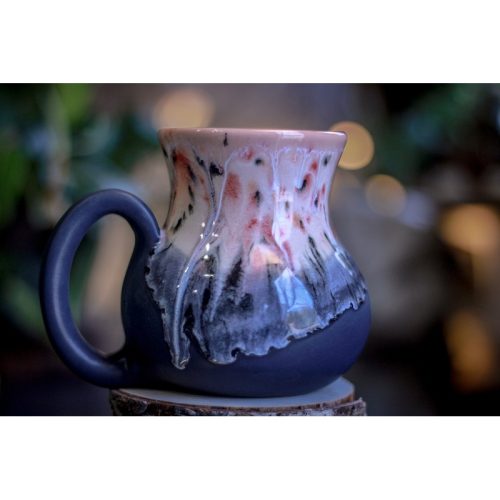 11-D Granny’s Lace Flared Mug – MISFIT, 18 oz. – 20% off