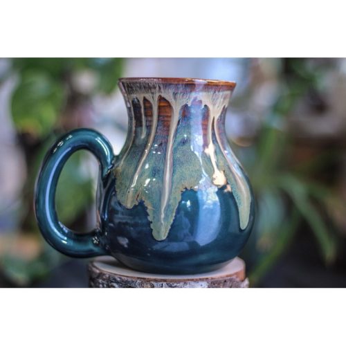 09-D New Wave Flared Mug – MINOR MISFIT, 22 oz. – 10% off