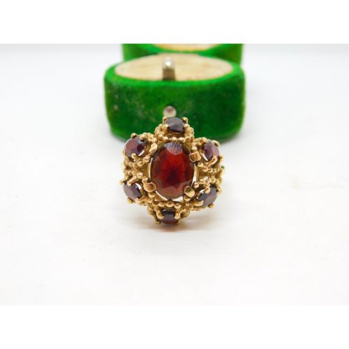 9ct Yellow Gold Bohemian Garnet Floral Cluster Ring Vintage 1977 London