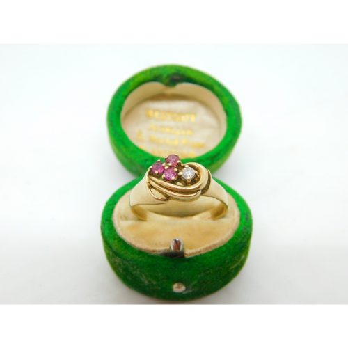 14ct Gold, Ruby & 0.1ct Diamond Floral Spray Band Ring Vintage c1970