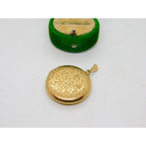 9ct Yellow Gold Floral Pattern Portrait Locket Pendant Vintage 1965 Birmingham