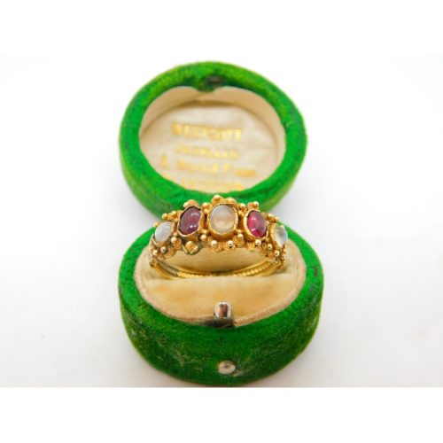 George III 18ct Yellow Gold, Moonstone & Almandine Garnet Dress Ring Antique c1820