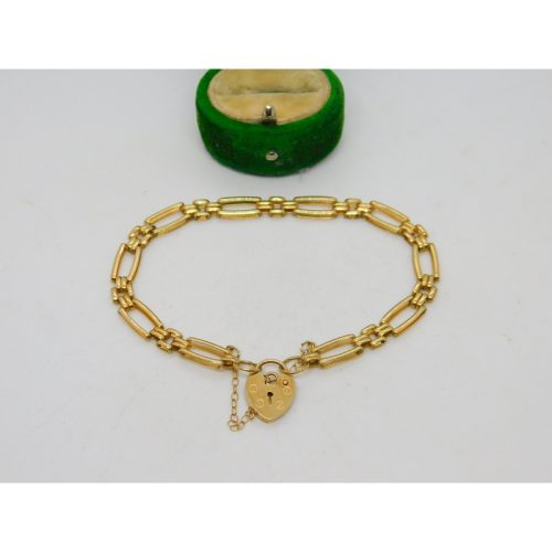9ct Yellow Gold Gate Link Charm Bracelet Heart Lock Clasp Vintage c1970