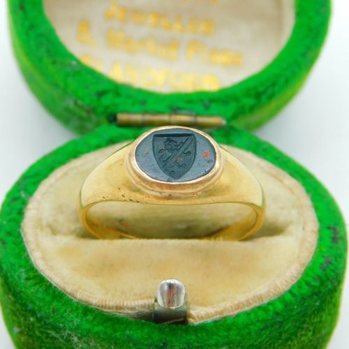 Victorian 18ct Gold & Bloodstone Lion Crest Intaglio Signet Ring Antique 1888 Birmingham