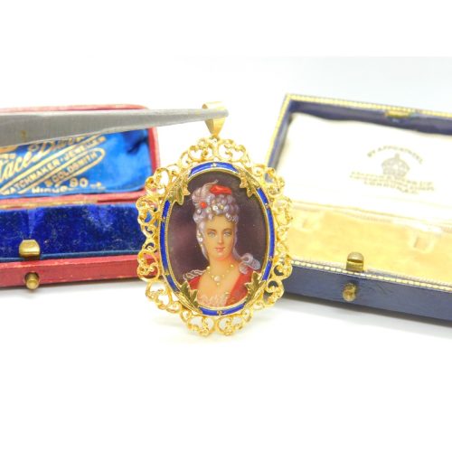 18ct Yellow Gold & Enamel Victorian Revival Portrait Miniature Pendant c1950