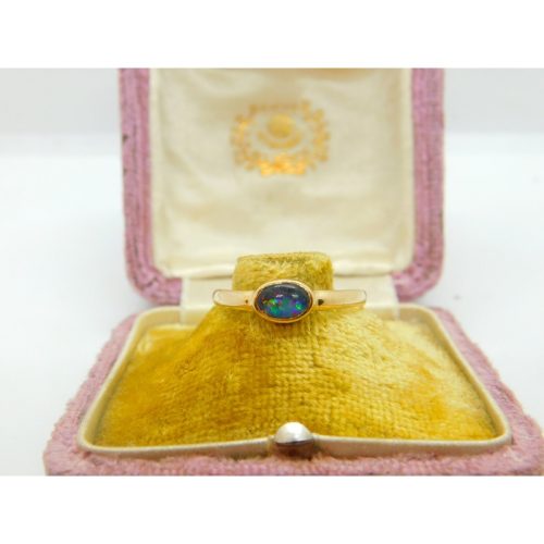 9ct Yellow Gold & Cabochon Opal Band Ring Vintage 1982 London Size X 1/2
