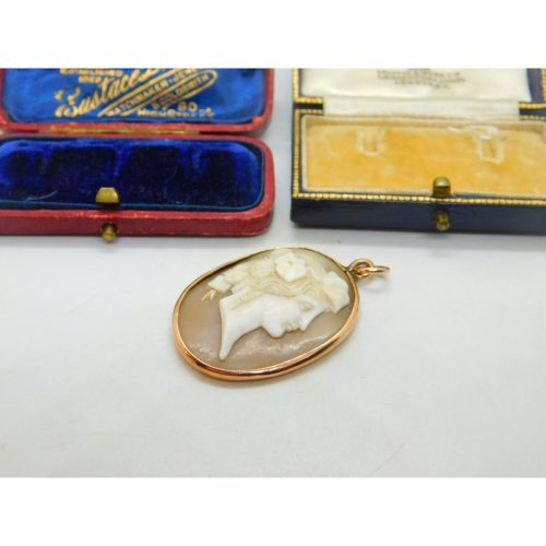 Georgian 9ct Rose Gold Carved Shell Female Classical Cameo Pendant Antique c1800