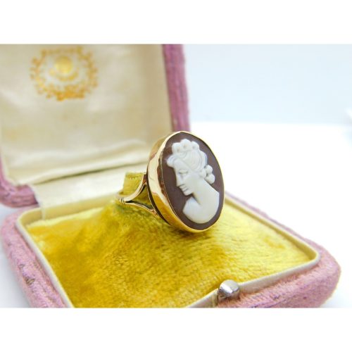 9ct Yellow Gold & Large Shell Female Cameo Ring Vintage 1973 Birmingham