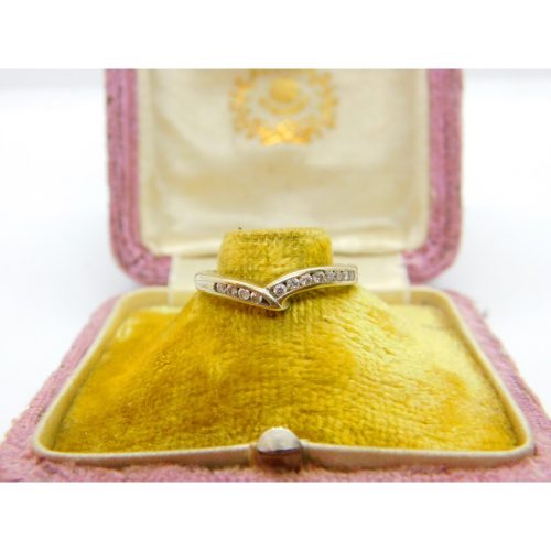 Scottish 18ct Yellow Gold & Diamond Wishbone Ring Vintage Edinburgh c1990