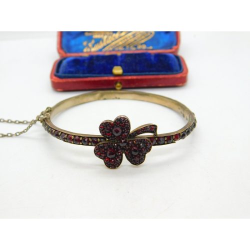 Victorian 8ct Gold & Bohemian Garnet Austro-Hungarian Shamrock Bangle c1860