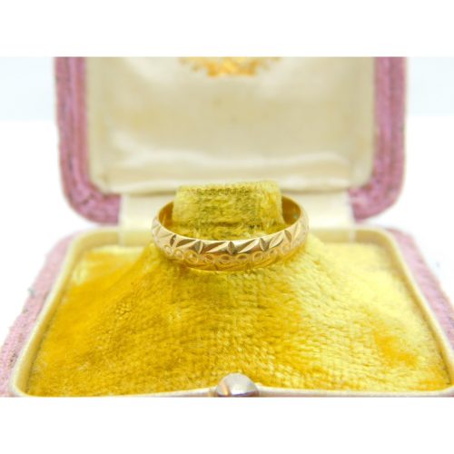 9ct Yellow Gold Essential Dotted Band Ring Vintage 1965 London Size Q UK