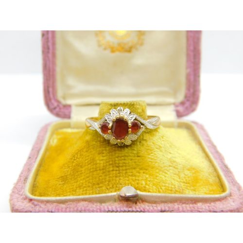 9ct Yellow Gold, Garnet & Diamond Floral Band Ring Vintage c1990 Birmingham
