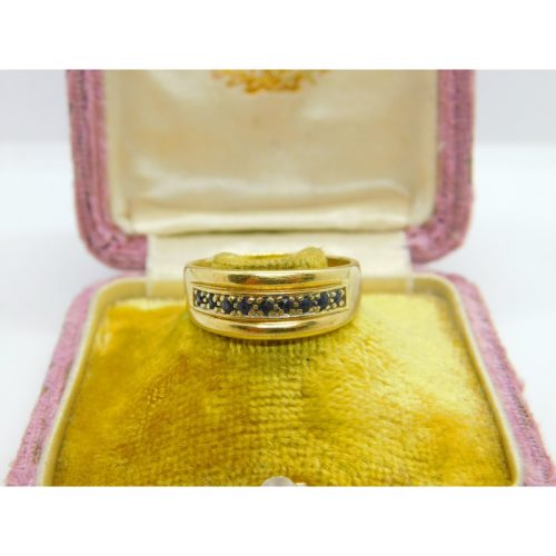 9ct Yellow Gold & Sapphire Set Boat Ring Vintage c1970 Size R 1/2 UK