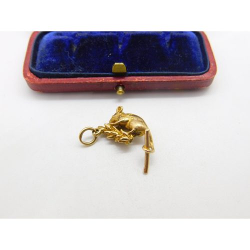 Harvest Mouse on Wheat Sheaf 9ct Gold English Charm Pendant Vintage 1973 Birmingham