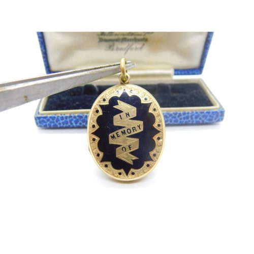 Victorian 9ct Gold Back & Front Black Enamel ‘In Memory Of’ Mourning Locket