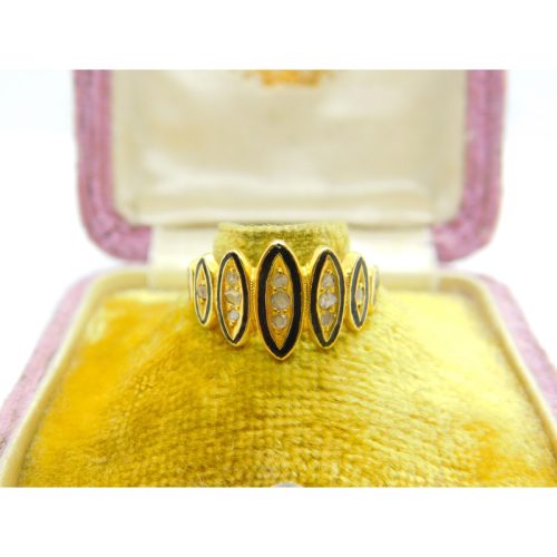 Victorian 18ct Gold, Black Enamel & Rose Cut Diamond Mourning Ring 1871 London