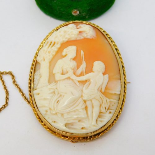 Victorian 9ct Gold Carved Shell Cameo Cupid & Aphrodite Antique c1880